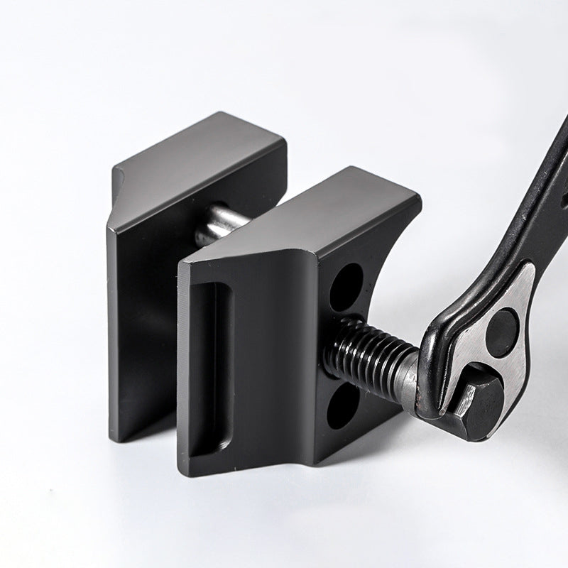 TorqueSplit™ | L’outil indispensable pour des réparations rapides, sûres et précises